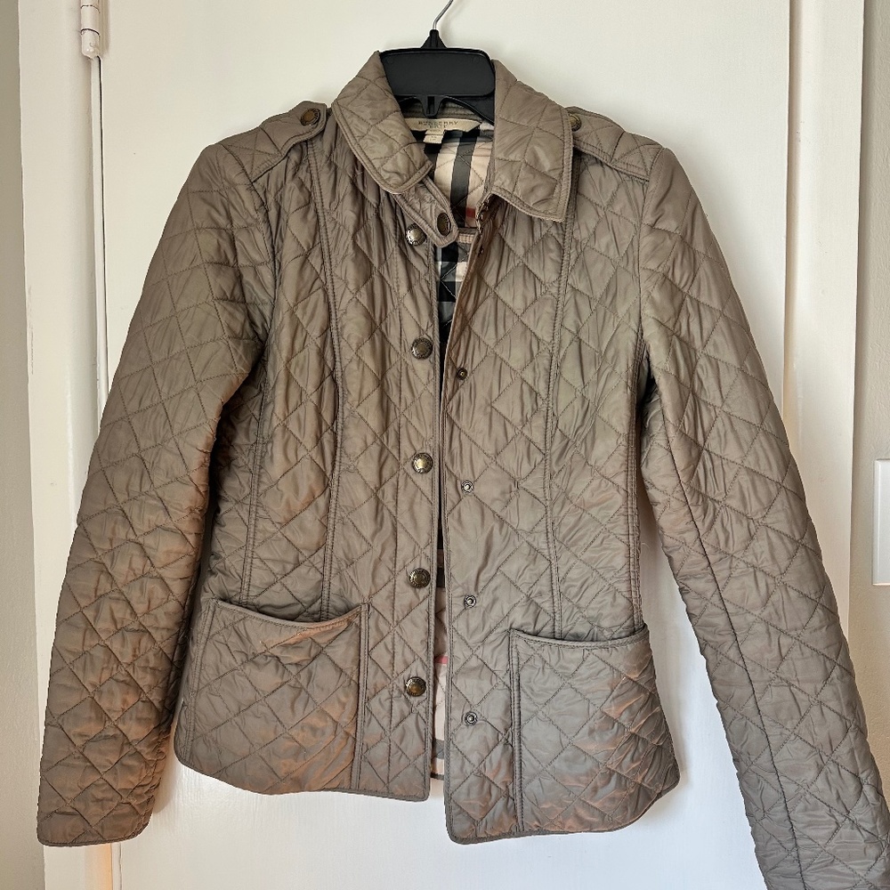 Burberry Jacket (size: XS)
